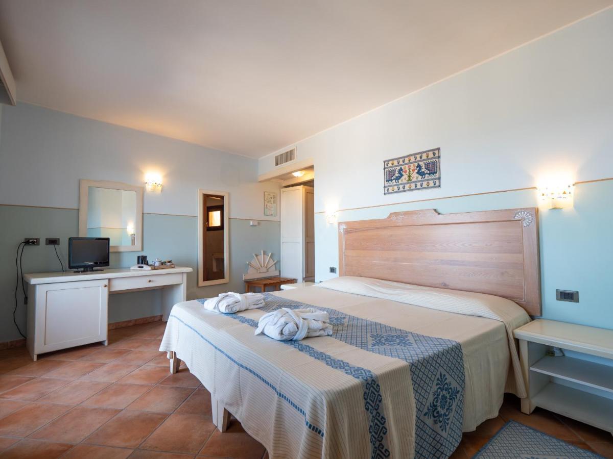 Hotel Luci Del Faro Calasetta Zewnętrze zdjęcie